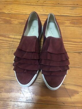 Seychelles Burgundy Ruffle Slip-On Flats